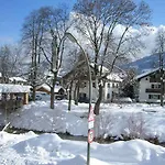 Πανσιόν Gaestehaus Nicole 3*