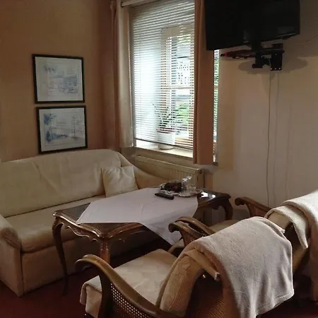 ゲストハウス Gaestehaus Nicole